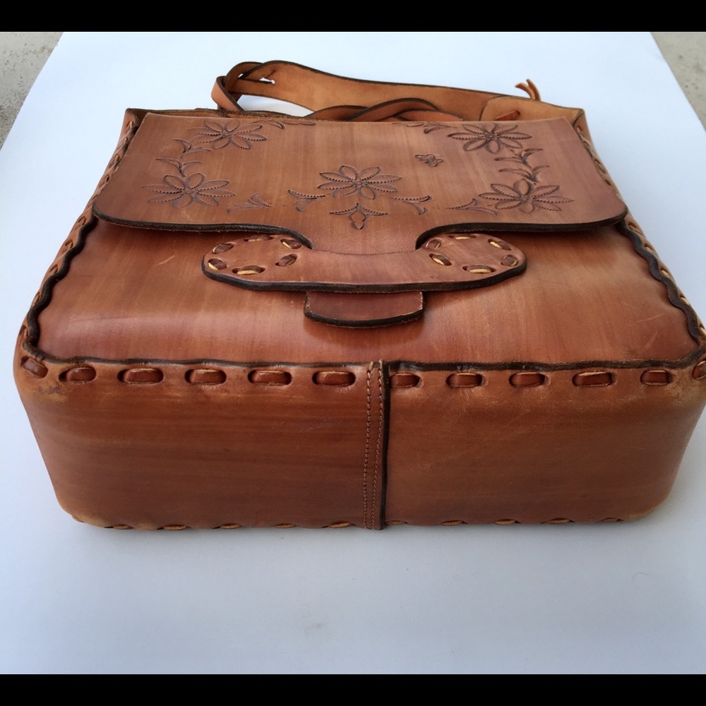 Mexican leather shoulder bag - Picture 3 of 4